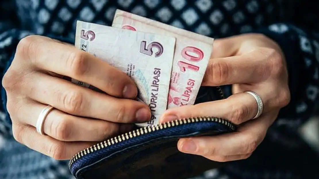 SGK'lı vatandaşların yakınlarına bir kereliğine 801 TL ödeme yapılıyor!
