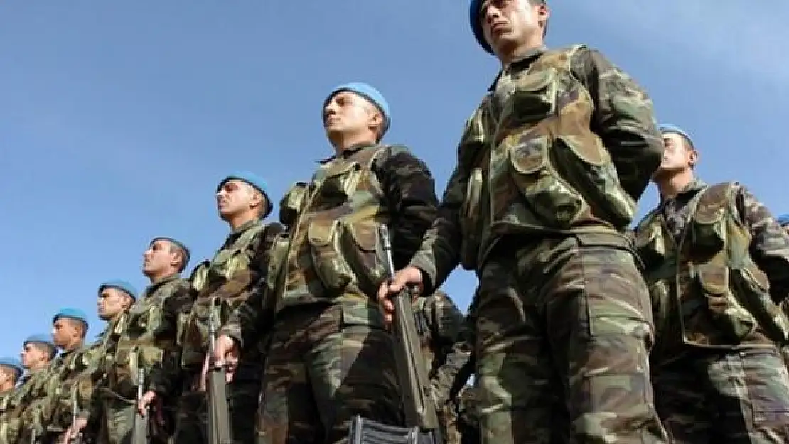 Uzman çavuş ve uzman erbaşlar hakkında Bakan Akar'dan flaş açıklamalar!