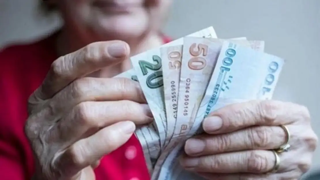 Veriler değişti! 2025 emekli maaşı zammı resmen hesaplandı