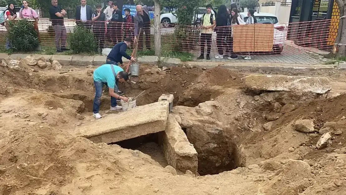 Yol Çalışmasında Roma Dönemine Ait İnsan Kalıntıları Bulundu