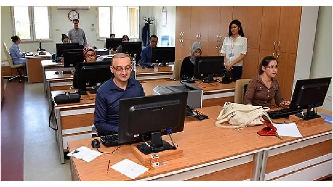 Zabıt Katibi başvuru şartları nelerdir? Zabıt katibi görevleri nelerdir? Zabıt Katibi maaşları ne kadar?