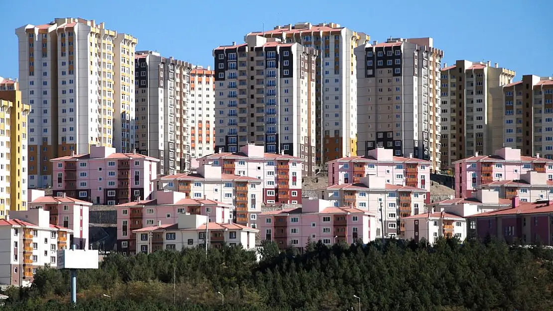 Zirveden düşüşler başladı! Deprem sonrası konut satışı durma noktasına geldi! 11 ilde Şubat ayı verileri…