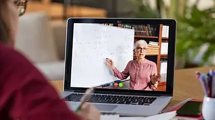 Eğitimde yeni dönem: 'Hibrit Sistem' kalıcı hale mi geliyor?