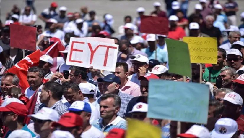 Bakan Bilgin, beklenen açıklamayı yaptı: EYT'yi bekleyenler dikkat! Düzenlemenin tarihi belli oldu