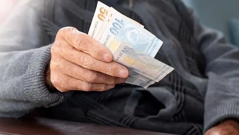 Emekli maaşı alan herkese duyuru yapıldı: Aylık ücreti sadece 55 lira oldu!