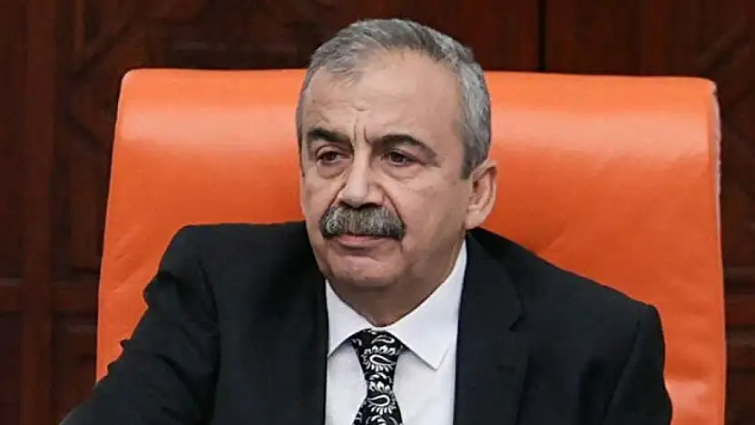 DEM Parti milletvekili Sırrı Süreyya Önder hayatını kaybetti