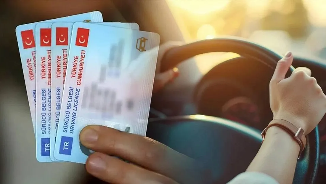2025 Ehliyet Yenileme Süreci Sona Eriyor: Eski Sürücü Belgesi Olanlar Dikkat!