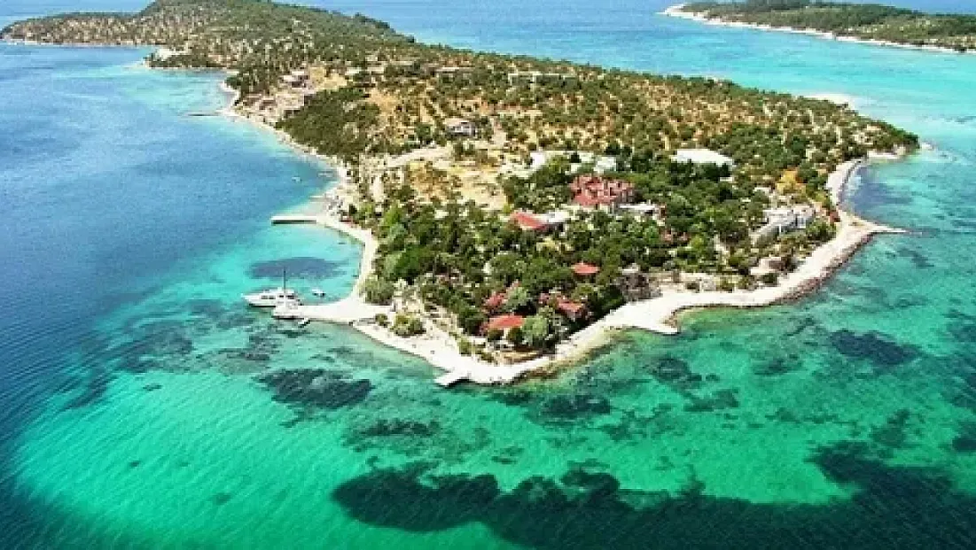 Ege’nin En Derin Sessizliği Bu Adada Saklı!