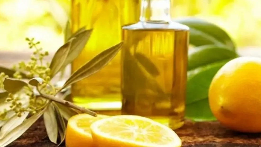 Limon ve Zeytinyağıyla Evde Hazırlanıyor, 10 Dakikada Etkisini Gösteriyor