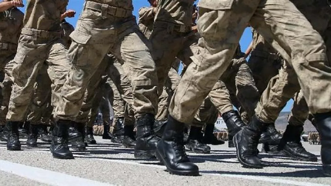 1 Ay Askerlik Geliyor ! Ön Lisans Mezunlarına Astsubaylık İmkanı