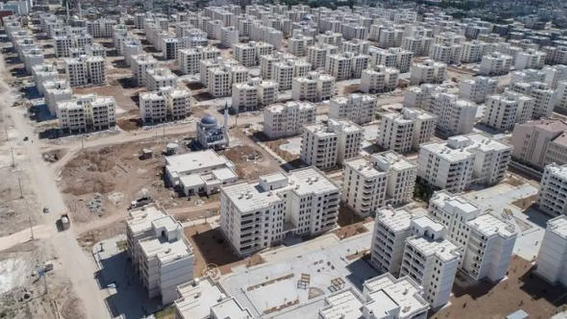 1 Milyon Suriyeliye Güvenli Bölgede 3+1 ev ve her haneye 1 dönüm tarım arazisi verilecek!