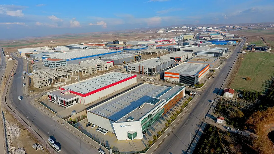 17 OSB Projesi Hayata Geçiyor: 50 Bin Kişi İstihdam Edilecek