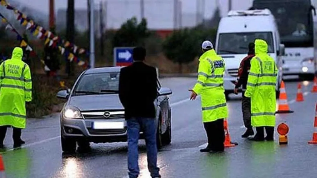2021 Trafik cezası ücretleri belli oldu! 2021 Ehliyetsiz araç kullananlara büyük ceza!