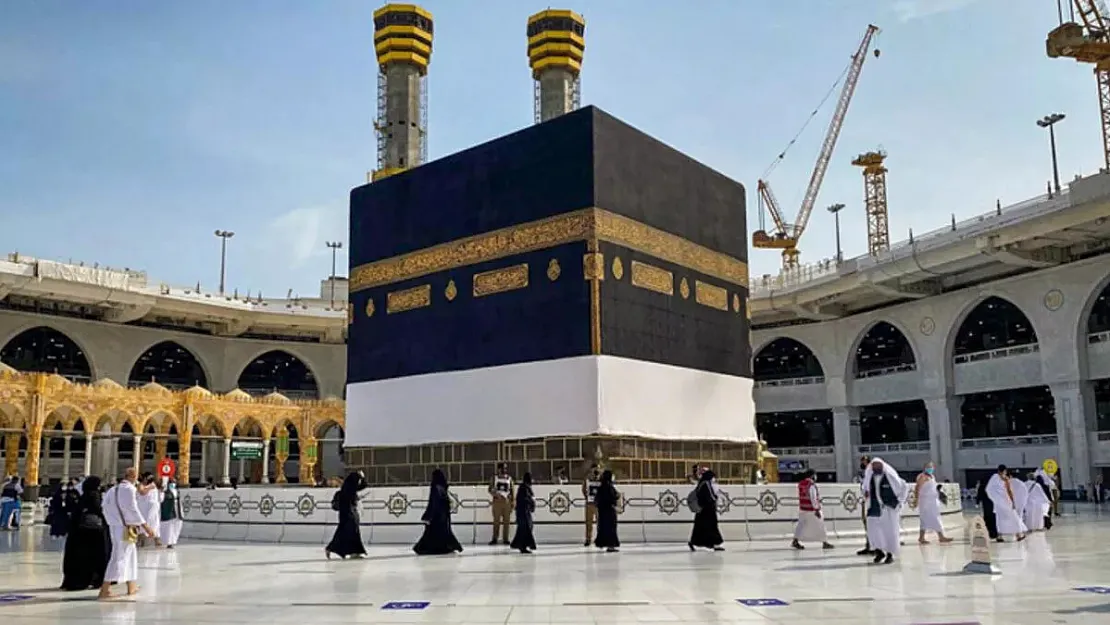 2023 Hac kayıt ücreti belli oldu! Kura ne zaman gerçekleşecek? Ödeme nasıl yapılacak?