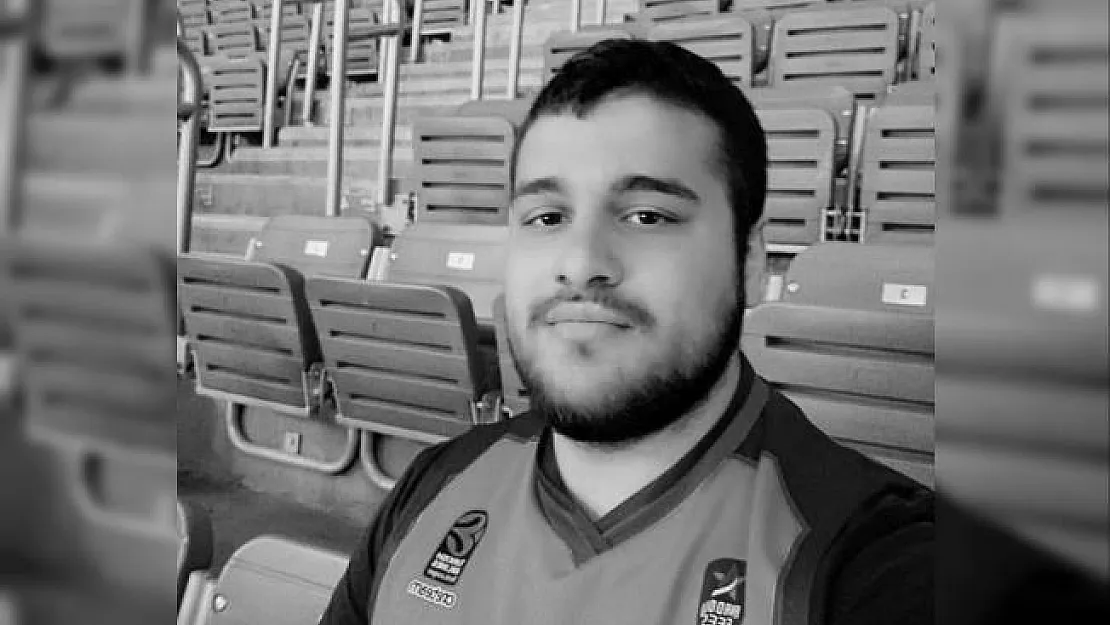 22 yaşındaki Seyfullah Yılmaz, koronavirüs nedeniyle yaşamını yitirdi!
