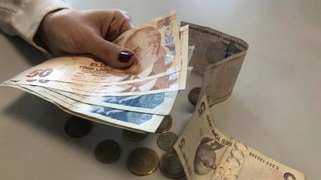 2,5 milyon kişi ödemesini yarın alacak: Banka ve PTT şubelerinden ödemeler alınabilecek!