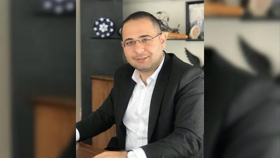 27 yaşında Ataşehir Belediye Meclis Üyesi Koronavirüs yüzünden hayatını kaybetti!