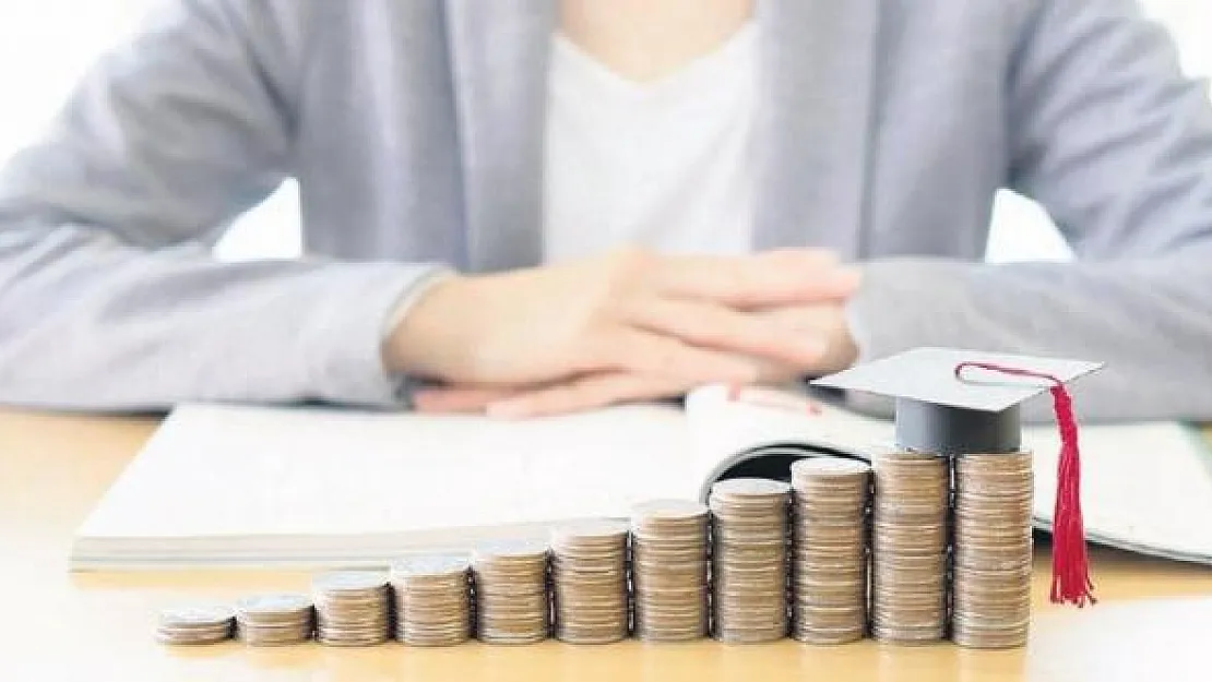 3 bin 200 liralık burs başvuruları yarın sona eriyor! İBB'den resmi açıklama geldi