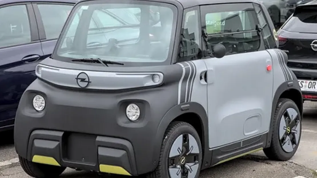 400 Bin TL'ye Şehir İçi Elektrikli Otomobil! Opel Rocks ile Yeni Nesil Ulaşım Başlıyor