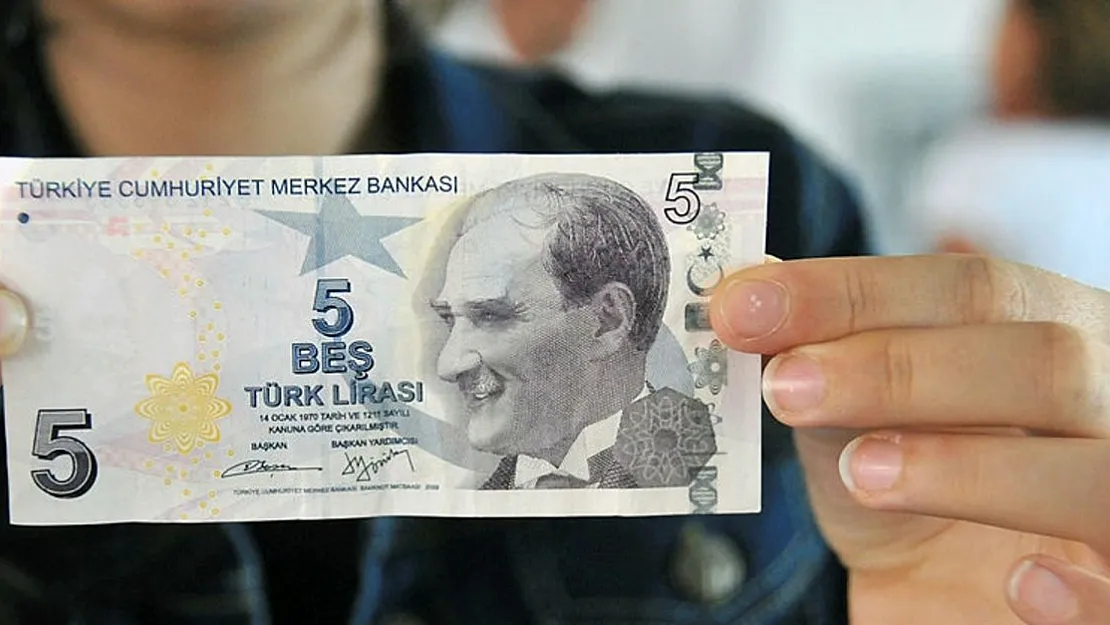 5 TL deyip yüzüne bakmayanlar çok pişman! Cüzdanınızda servet olabilir! Bu paradan varsa..