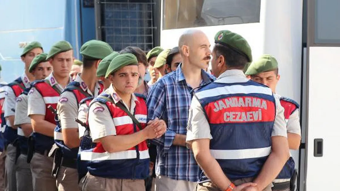 550 Komando İle Darbe Girişimine Katılacaklardı! Bilirkişi Raporu Mahkemeye Gönderildi