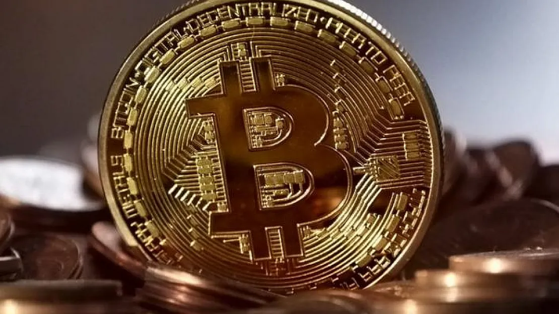 ABD - Çin arasındaki ticaret savaşı Bitcoin'in fiyatını uçurdu! 8 bin dolara yükseldi...
