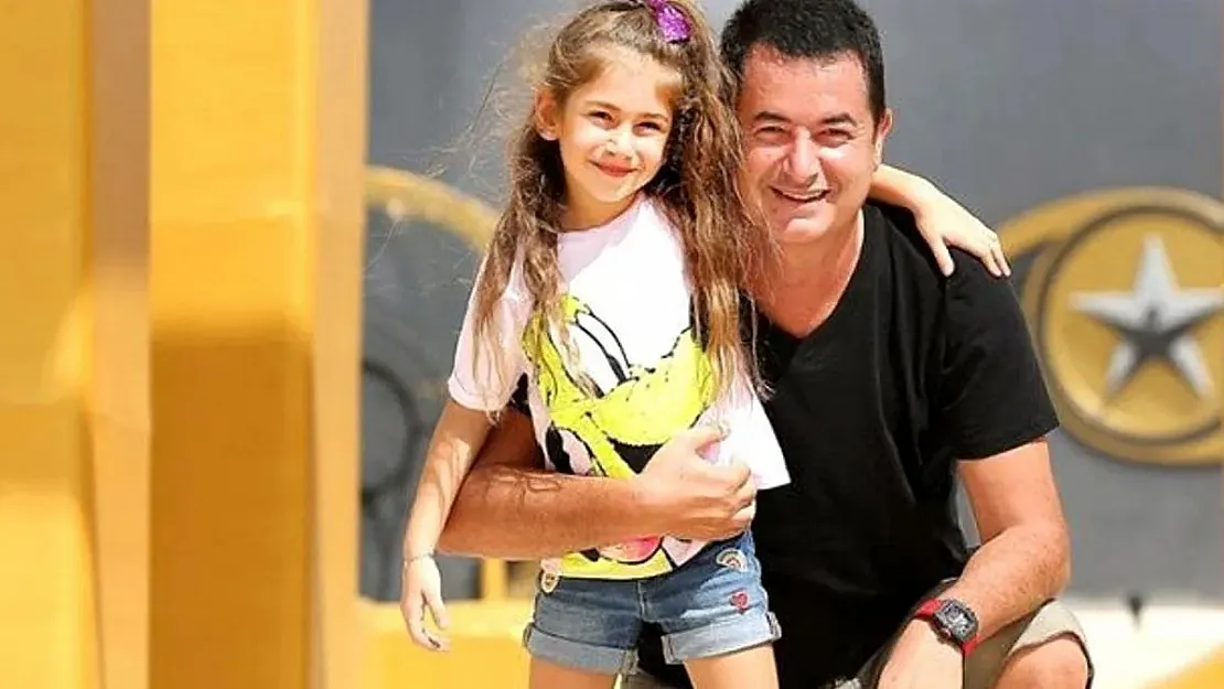 Acun Ilıcalı kızı Melisa'yla pozunu paylaştı, Şeyma Subaşı bu paylaşımı yorumsuz bırakmadı!