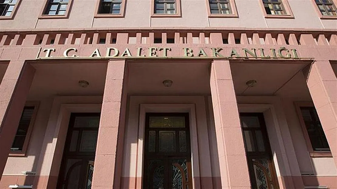 Adalet Bakanlığı 18 sözleşmeli personel alımı için ilan verdi