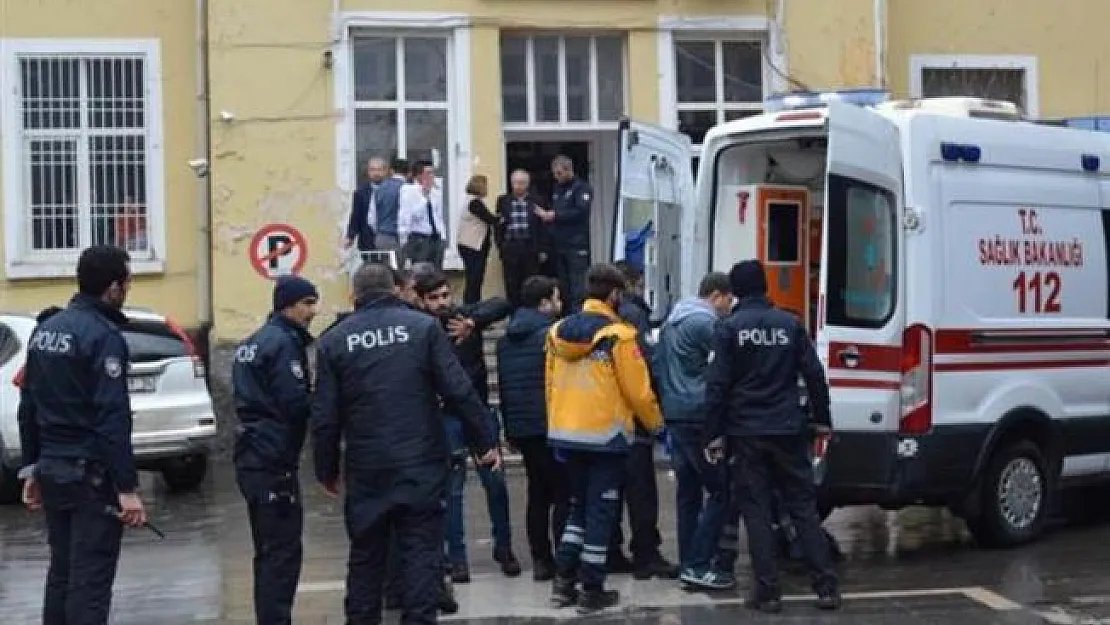 Adıyaman'da Adliyede Polislere Feci Saldırı