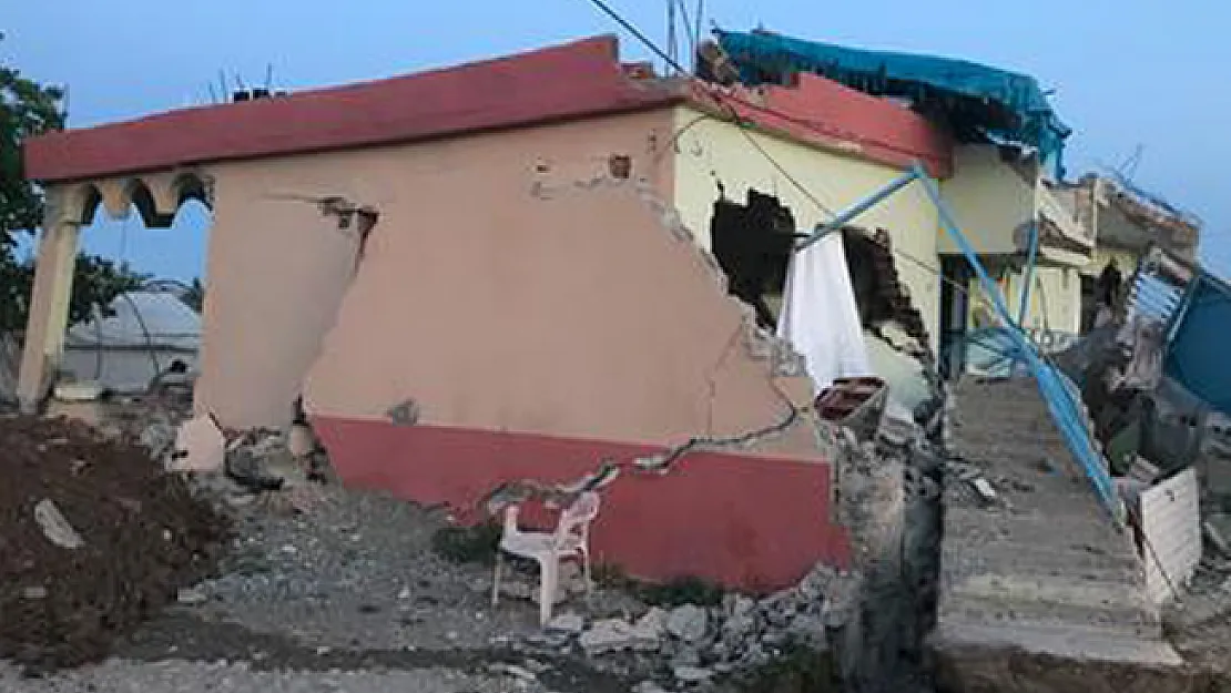 Adıyaman'da Şiddetli Deprem! Yaralılar Var