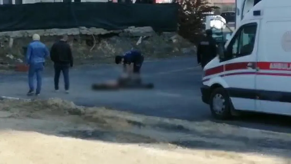 Adliye Önünde Silahlı Kavga: 3 Kişi Hayatını Kaybetti, 4 Kişi Yaralandı