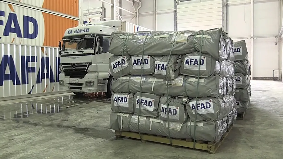 AFAD duyurdu: Öncelikli ihtiyaç listesi yayımlandı! Deprem bölgesine nasıl yardım edebilirim?