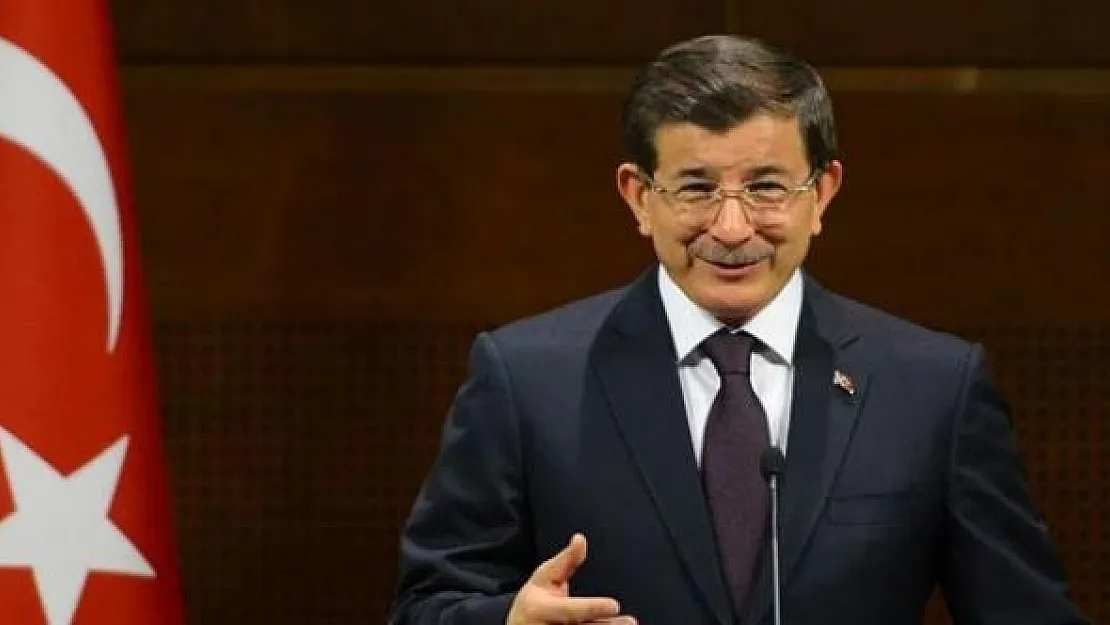 Ahmet Davutoğlu'nun Yeni Partisi Gelecek Parti Ekibinde Kimler Var?