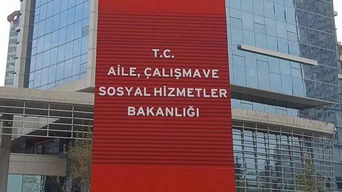 Aile Bakanlığı KPSS'li KPSS'siz çok sayıda personel alımına başladı: 18-55 yaş arası dikkat! Yüksek maaş verilecek