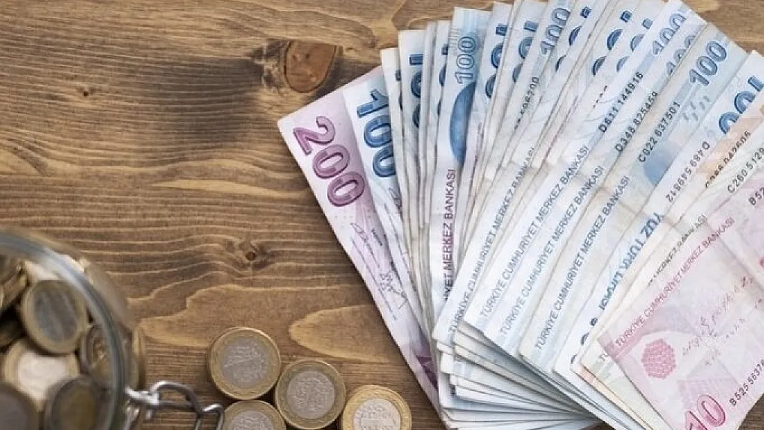 Ailelere 900 TL para ödemesi bu sabah başladı! Aile Bakanlığı ödemeleri başladı: Başvuran aynı gün 900 TL alacak
