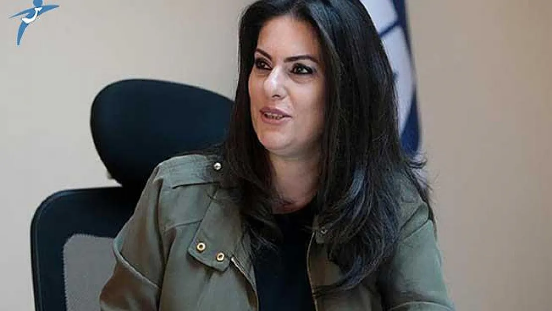 AK Parti Milletvekili Jülide Sarıeroğlu'ndan Ekonomi ve Dolar Değerlendirmesi