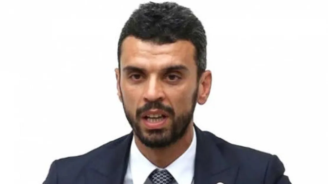 AK Parti Milletvekili Kenan Sofuoğlu'nun Kartvizitini Basan Personele Soruşturma