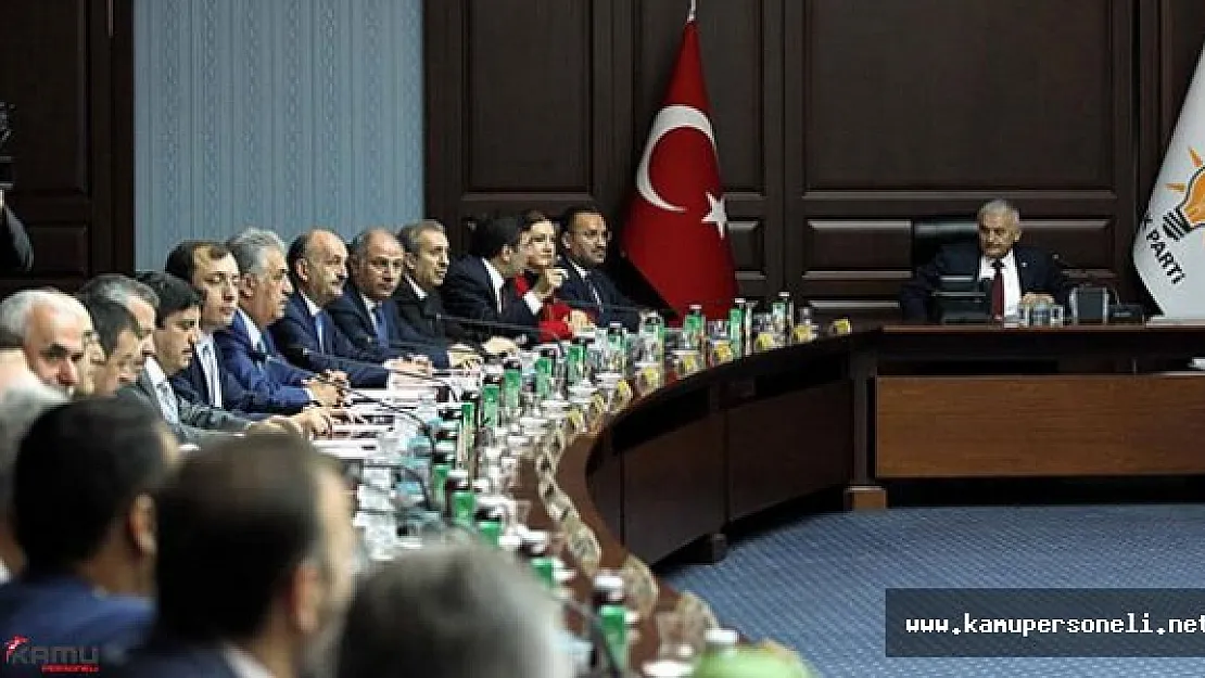 Ak Parti MYK Sona Erdi
