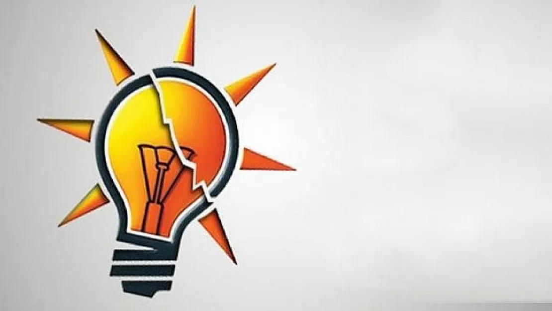 AK Parti'de son dakika gelişmesi: O isim partiden acil istifa etti! Ayrılırken öyle bir açıklama yaptı ki..