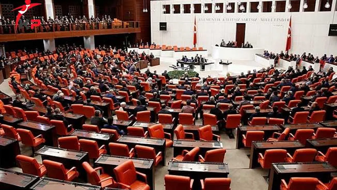 AK Parti'den Emeklilikte Yaşa Takılanlarla İlgili Açıklama! EYT Son Dakika