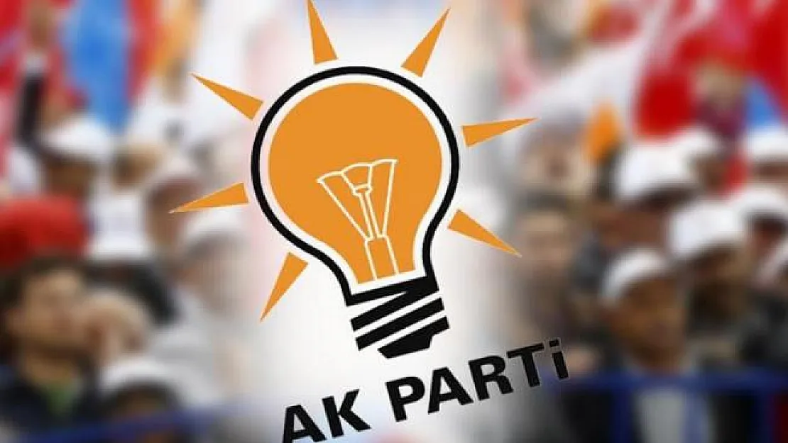 AK Parti'den Halil Sezai hakkında flaş açıklama! Kendine sanatçı diyen bir barbar