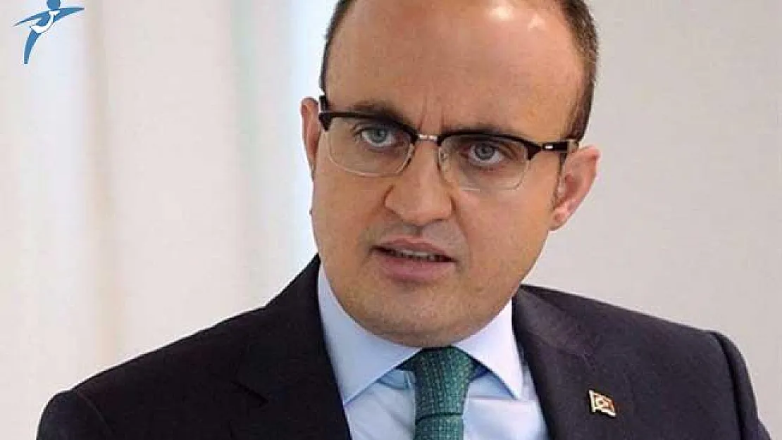 AK Parti'li Bülent Turan: 500 Delege İmza Atmış Görevi Bırak Diye, Bırak Adam Gibi Yarışalım