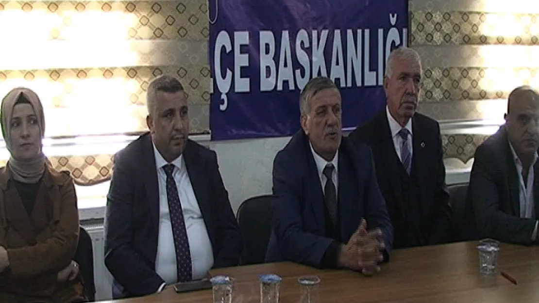 AK Parti'nin Elazığ Maden İlçesi Belediye Başkan adayı Ekrem Kaçar Adaylıktan Çekildi!