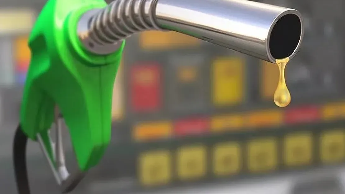 Akaryakıta 3 lira indirim müjdesi! Benzin motorin ve LPG fiyatlarına rekor indirim: Ankara İstanbul İzmir yakıt fiyatları