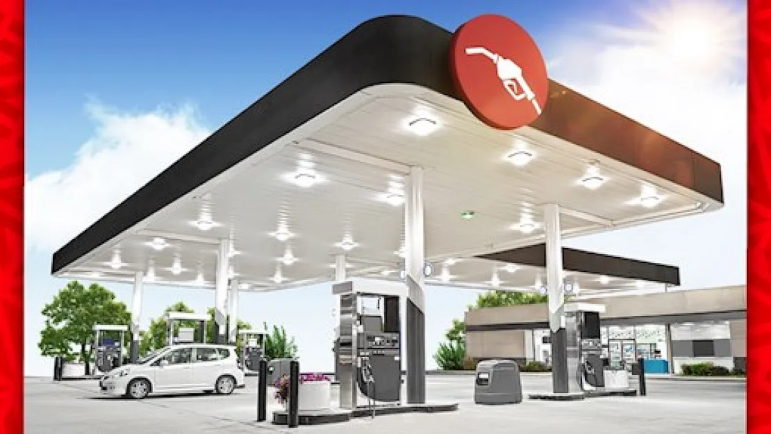 Akaryakıta çifte indirim müjdesi geldi! Benzin motorin ve LPG'ye dev indirim: Sürücüler bayram edecek