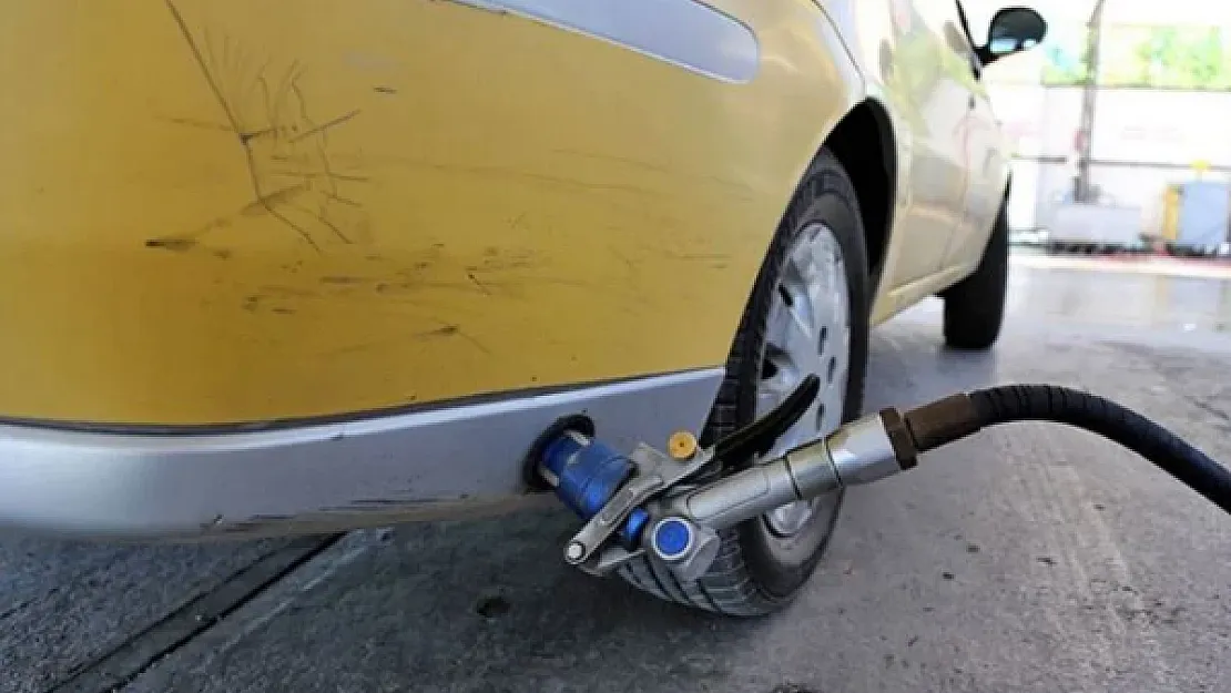 Akaryakıta zam geliyor! Pompa fiyatlarına yansıyacak!