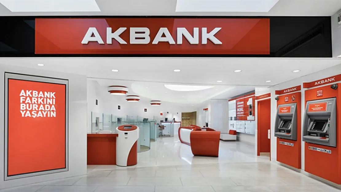 Akbank duyuru yaptı: Bu ayın sonuna kadar banka kartlarınıza 240 TL yükleme yapılacak!