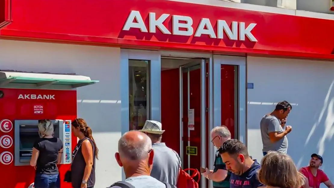 Akbank'tan en az 18 yaşında olanlar için açıklama geldi: Market alışverişi yapanlara büyük indirim uygulanacak!