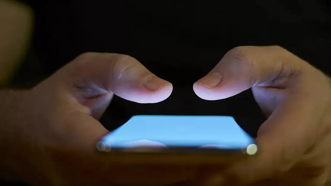 Akıllı telefon kullanıyorsanız dikkat! Gelen mesajda bu kelimeler geçiyorsa asla bunu yapmayın!