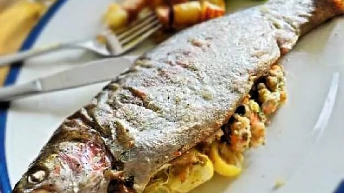 Alabalık dolması tarifi! MasterChef Alabalık dolması tarifi ve malzemeleri..